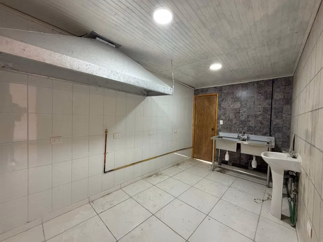 LOCAL COMERCIAL Local Comercial en arriendo La Punta en Mostazal