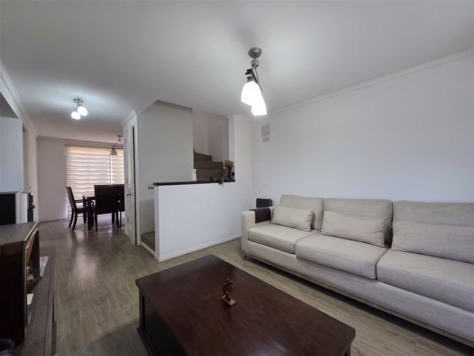 CASA Condominio Barrio Ingles - Las Vizcachas / casa interior condominio