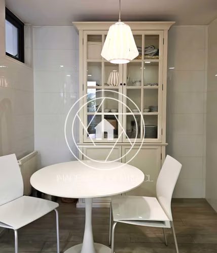 Townhouse Triplex con jardín, 3H, 3B, 2EST (159808) - Imagen 9