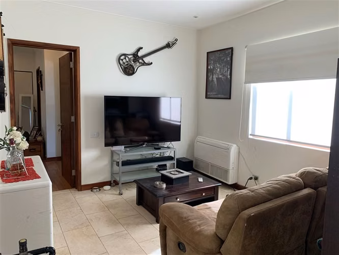 Gran casa moderna en terreno de 1300 metro en Chicureo