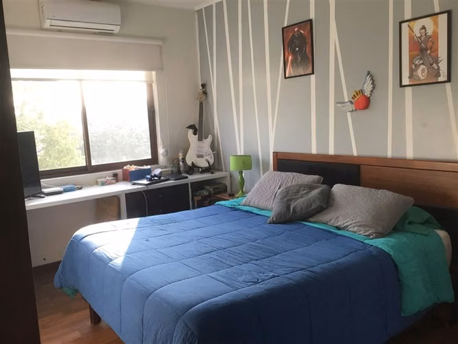 Gran casa moderna en terreno de 1300 metro en Chicureo