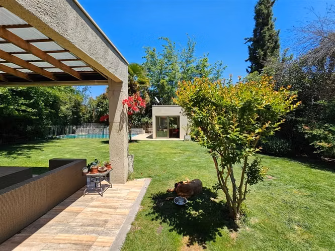 Venta Casa en Condominio El Refugio Piedra Roja