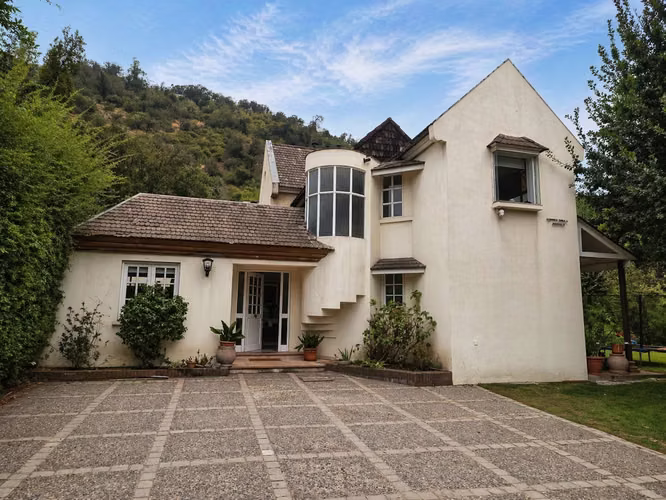 VENTA CASA EN CONDOMINIO 5HAB 4BA LO BARNECHEA