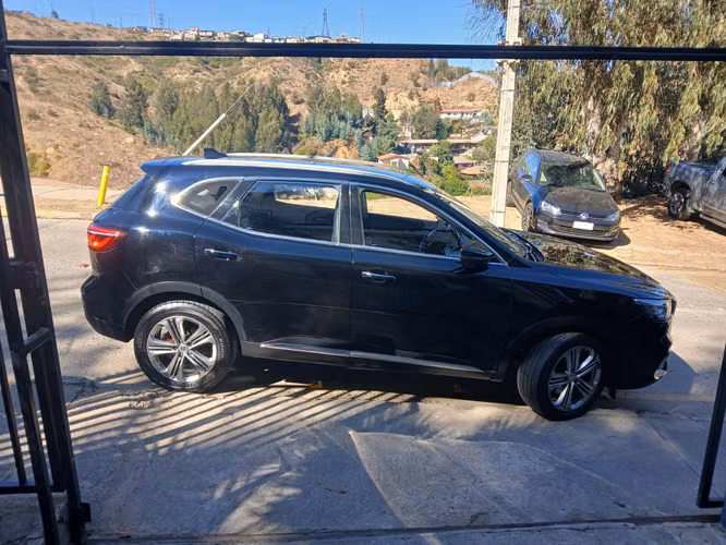 MG HS 2.0 T DCT TROPHY AWD