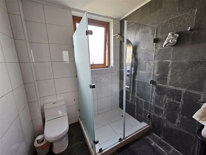 CASA EN VENTA ALGARROBAL DE CHICUREO CON PANELES SOLARES !!