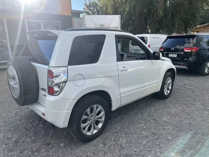 Suzuki Grand Vitara 2.4 4x4 MT año 2016
