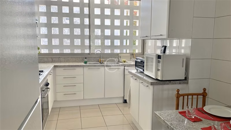 Departamento en venta de 4 dorm. en Vitacura