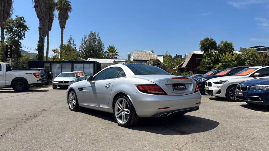 Mercedes Benz SLC-Class 200 2.0 (2020)