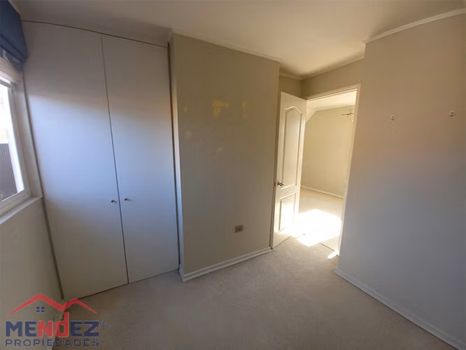 Se vende acogedora propiedad en sector residencial Valle Volcanes