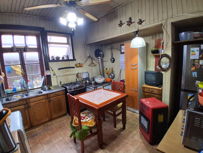 Se vende complejo inmobiliario a pasos del centro de Puerto Montt - Imagen 5