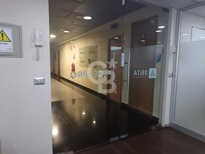 Gran Oficina con  8 Privados / Metro Pedro de Valdivia - Imagen 19
