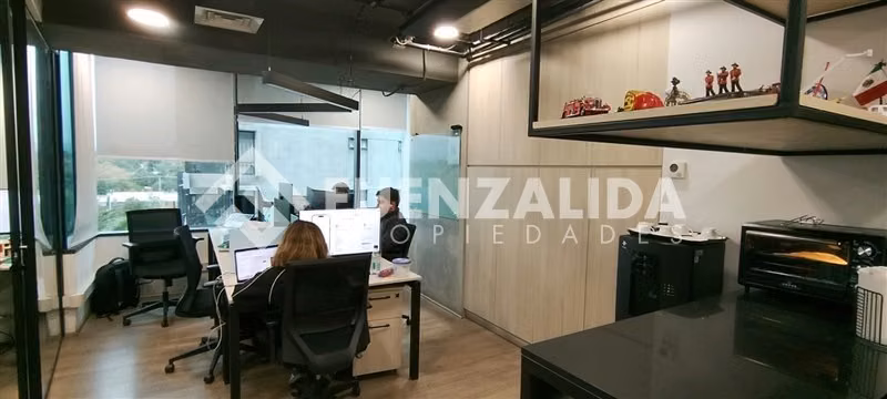 Moderna oficina en venta en La Reina