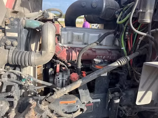 Tractocamión Mack CXU613