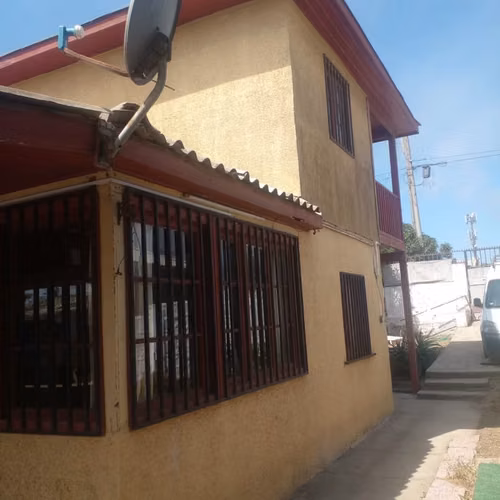 ¡Oportunidad Única! Amplia Casa mas con 2da Vivienda Independiente en San Sebastián