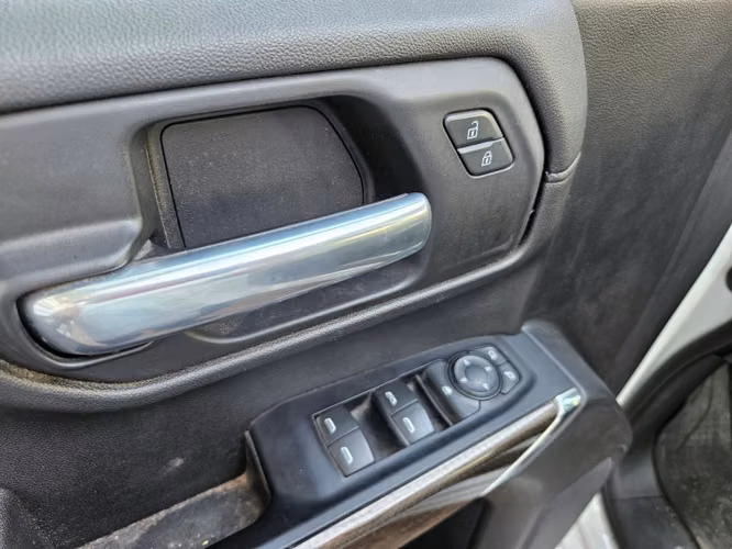 Chevrolet Silverado Silverado Trail Boss 4x4 5.3... - Imagen 15