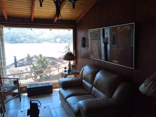 Casa con acceso al lago Vichuquen