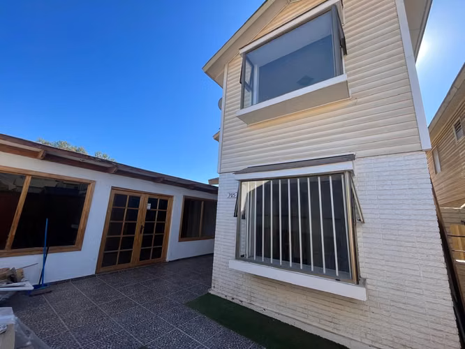 Se vende casa en Villa Las Flores Oriente, Copiapó.