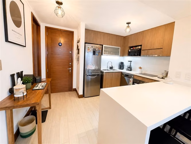 Estilo Mariposa 2D/2B 2 Estac, edificio full equipado NORTE
