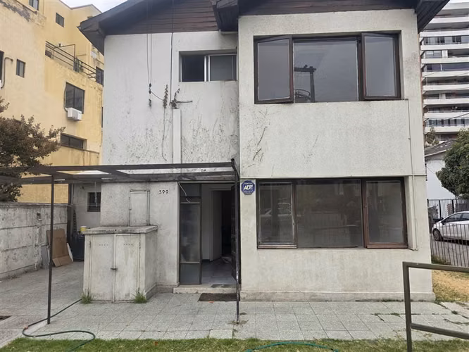 Casa en arriendo de 3 dorm. en Providencia