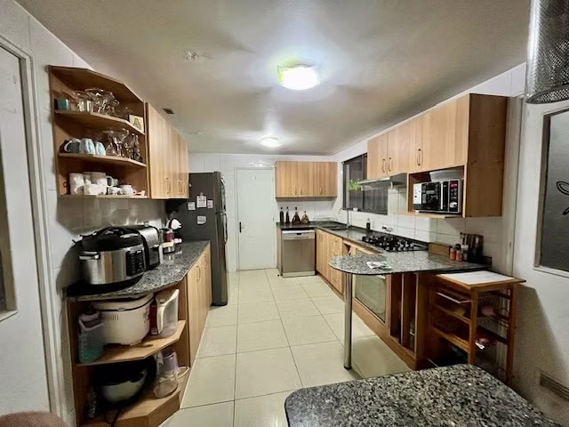 MARAVILLOSA CASA EN LOMAS DE LO AGUIRRE