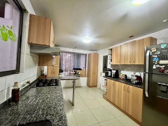 MARAVILLOSA CASA EN LOMAS DE LO AGUIRRE