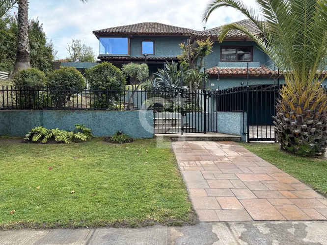 Magnifica casa en Pinares de Concón