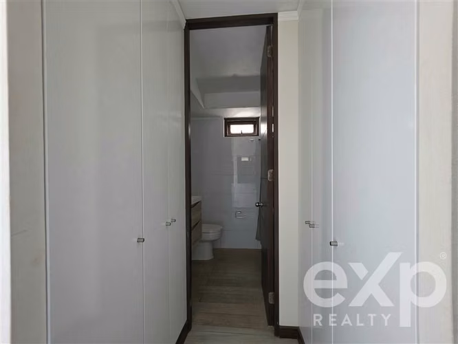 Arriendo de 2 dorm 90 mt2, Edmundo Eluchans Plaza, con vista