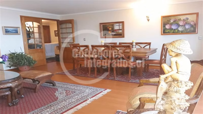 Departamento en venta de 4 dorm. en Viña del Mar