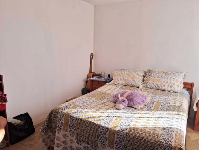 Vivienda Luminosa con Patio Amplio (160147)