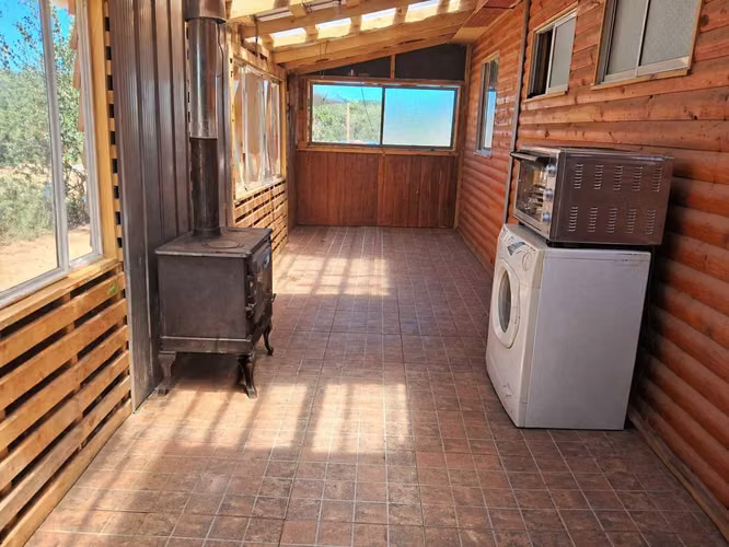 Vivienda Luminosa con Patio Amplio (160147)