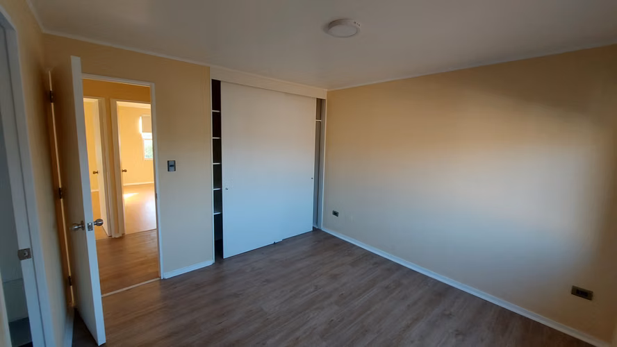 VALLE LO CAMPINO: AMPLIA CASA 100 m2, 3 DORM – 2,5 BAÑOS, ESTAC. - Imagen 10