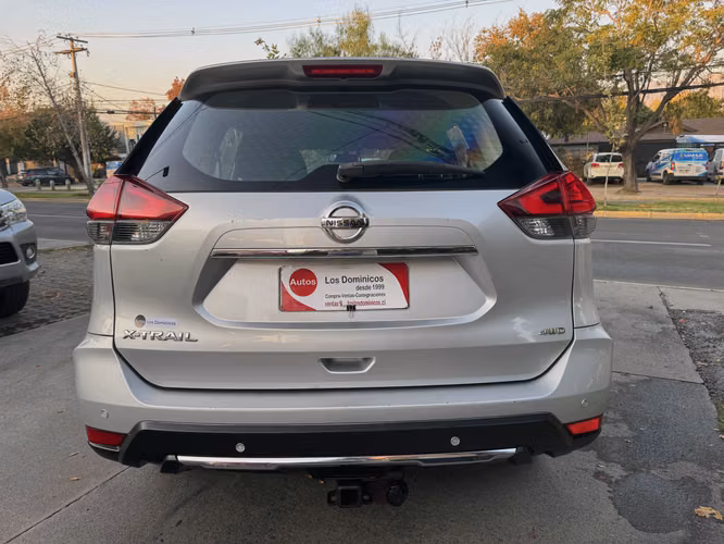 NISSAN X-TRAIL ADVANCE 2.5 AUT 4X4 MANTENCIONES EN LA MARCA FULL CARPLAY CAMARA 2021