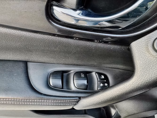 NISSAN X-TRAIL ADVANCE 2.5 AUT 4X4 MANTENCIONES EN LA MARCA FULL CARPLAY CAMARA 2021