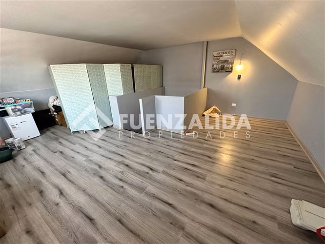 Casa en venta de 4 dorm. en Padre Hurtado