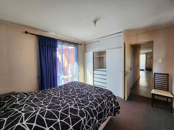 Casa esquina en venta, con Oportunidad Comercial