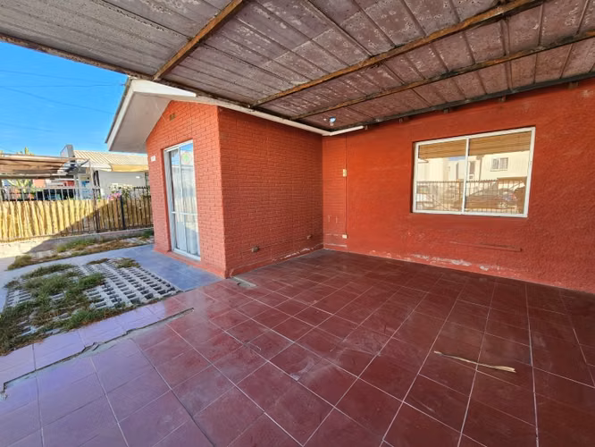 Casa esquina en venta, con Oportunidad Comercial