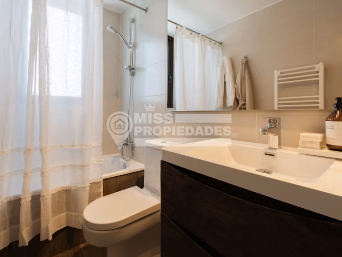VENDE DEPARTAMENTO - PRIMERA LINEA LAGO VILLARICA, PUCÓN