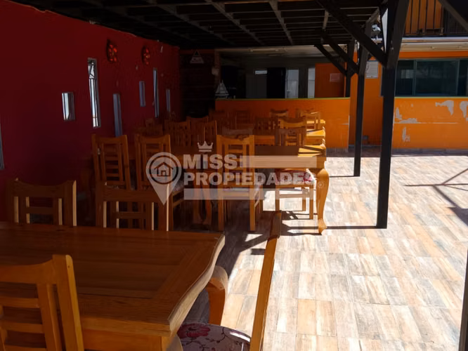 VENDE CENTRO ACUÁTICO + TERRENO - VALLENAR