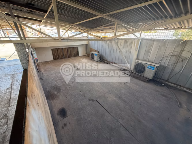 VENDE LOCAL COMERCIAL - SECTOR NORTE