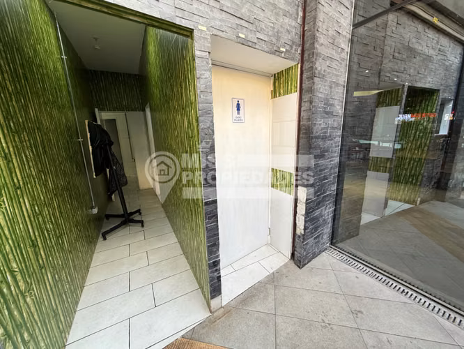 VENDE DERECHO A LLAVE PUB/RESTAURANT