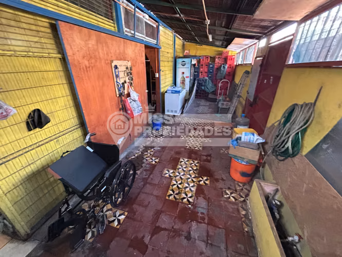VENDE CASA COMERCIAL - CALLE EL ROBLE, SECTOR NORTE