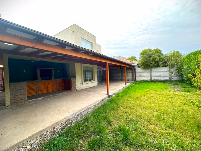 VENTA CASA MEDITERRANEA CHICUREO NORTE