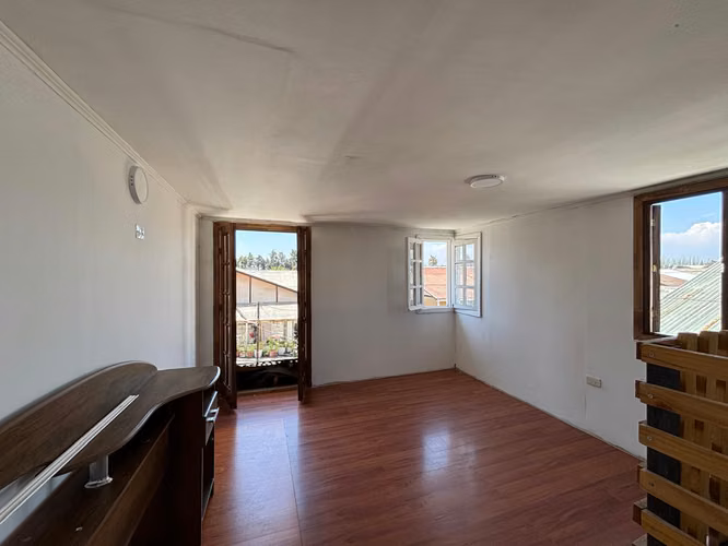Vendo Luminosa Casa 3D+2B en Maipú