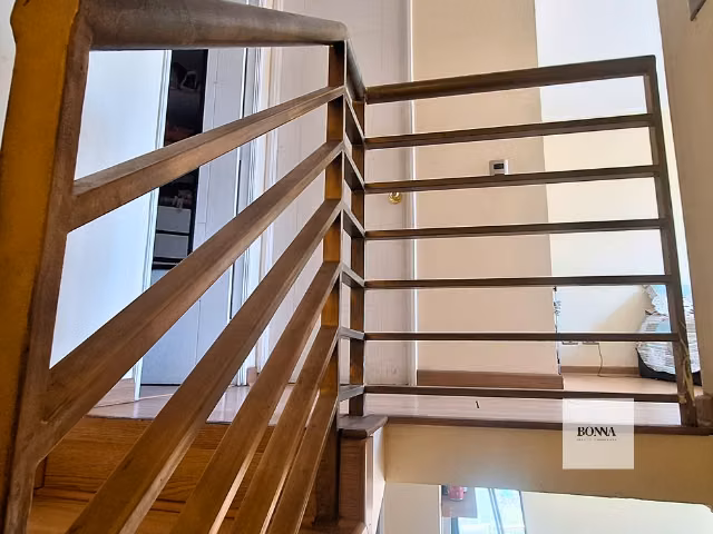  Oportunidad inmobiliaria en Recoleta: departamento dúplex - Imagen 9