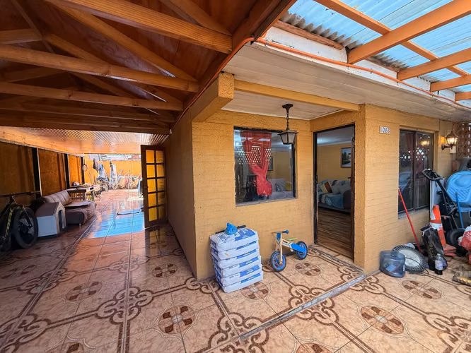 Amplia casa en Villa Pehuen III Maipú (160329)