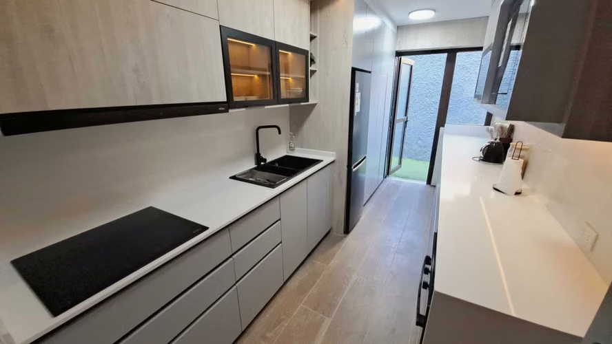 Remodelada y Amoblada, en Condominio (160168) - Imagen 20