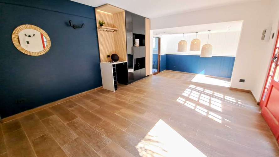 Remodelada y Amoblada, en Condominio (160168)
