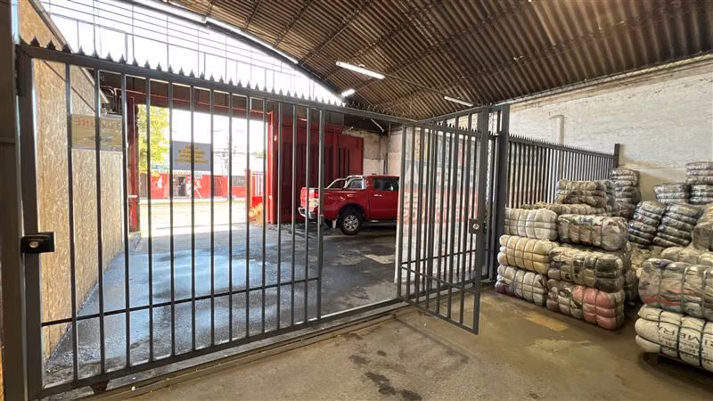 Bodega 613 M2 A Pasos De Autopista Central / Arica