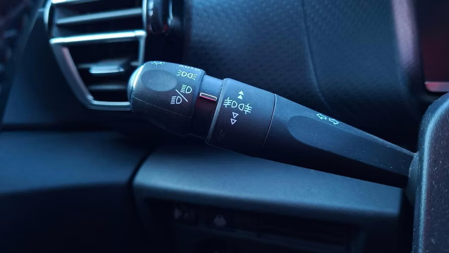 Citroen C4  1.5 AUTO HDI (2023)