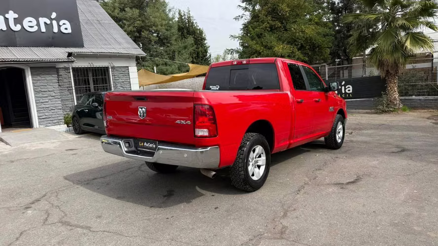 Dodge RAM 1500  3.6 AUT 4X4 (2017)